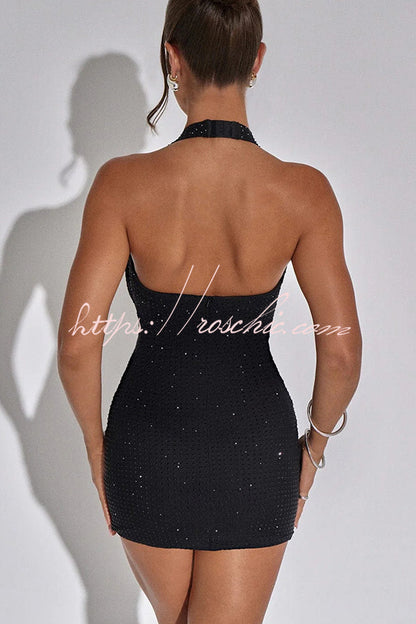 Halterneck Low-cut Backless Fitted Mini Dress