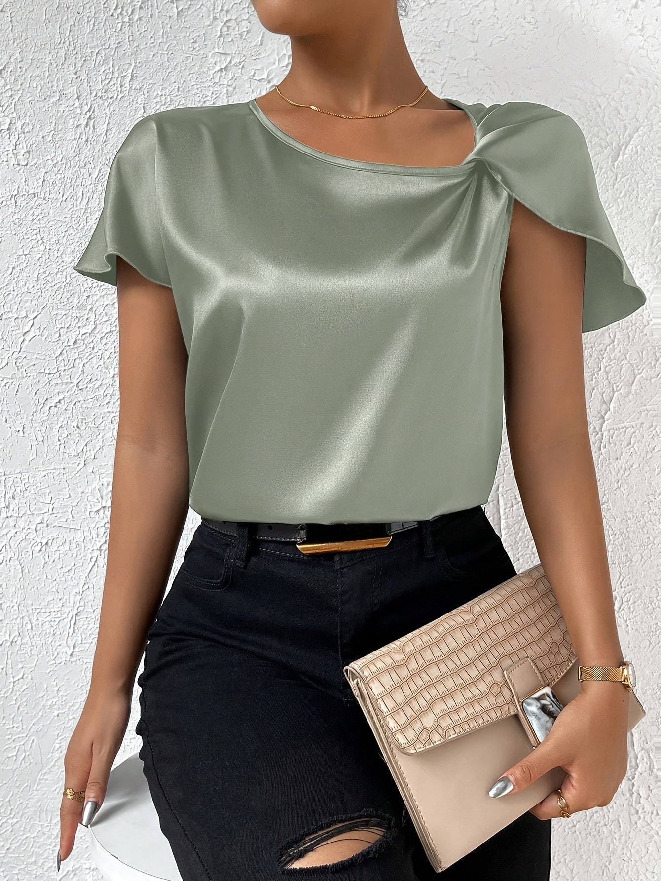 Leasa - Forward Shoulder Accent Blouse
