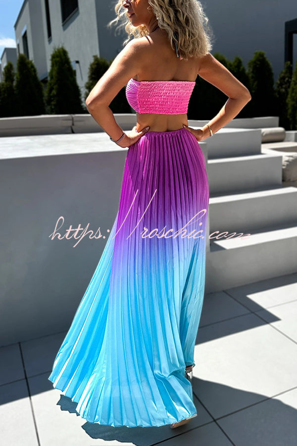 Get Ready Gradient Print Cutout Halterneck Pleated Maxi Dress