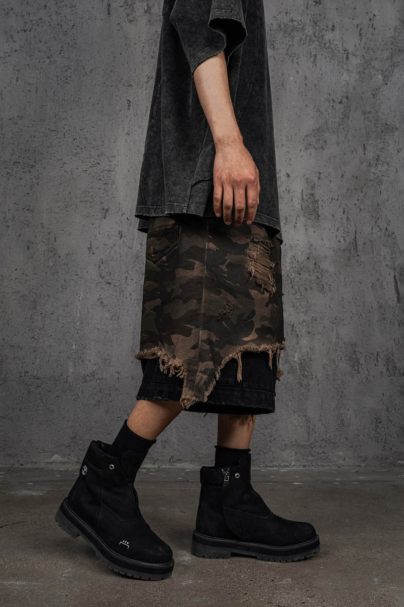 Double-layered Shredded Camo Shorts