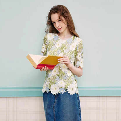 Boutique Green O-neck Hollow Out Embroidery Short Sleeve Blouse