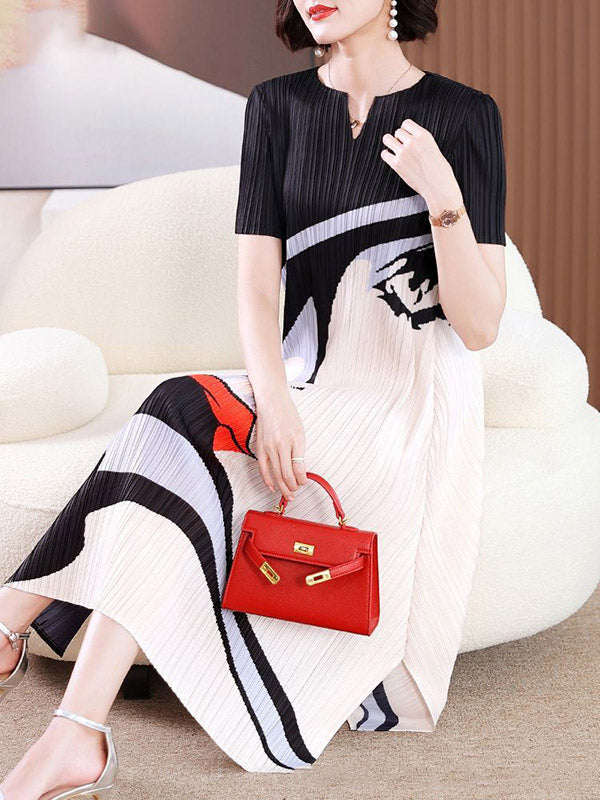 A-line Loose Figure Pleated V-neck Midi Dresses