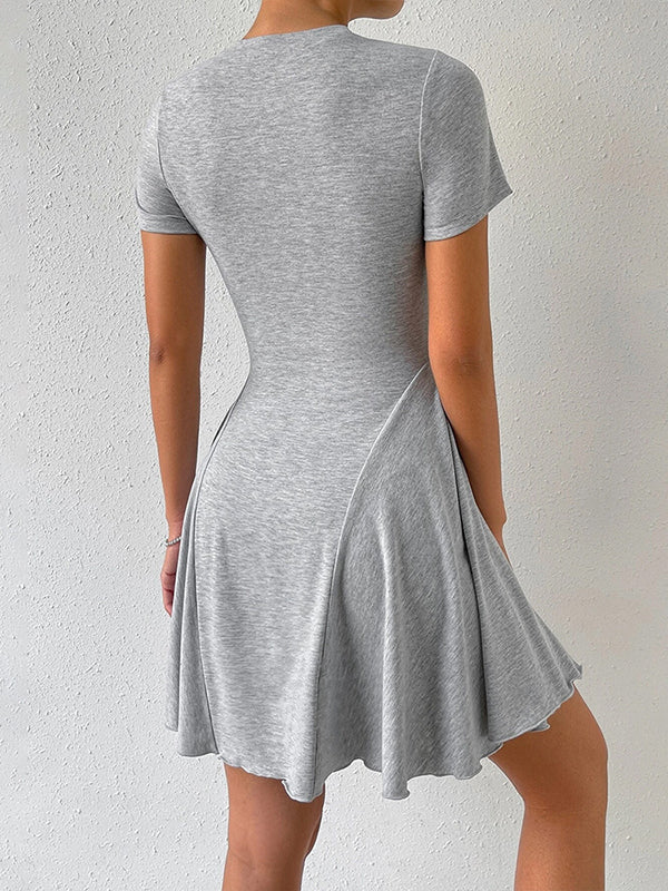 High Waisted Loose Pleated Color Split-joint Round-neck Mini Dresses