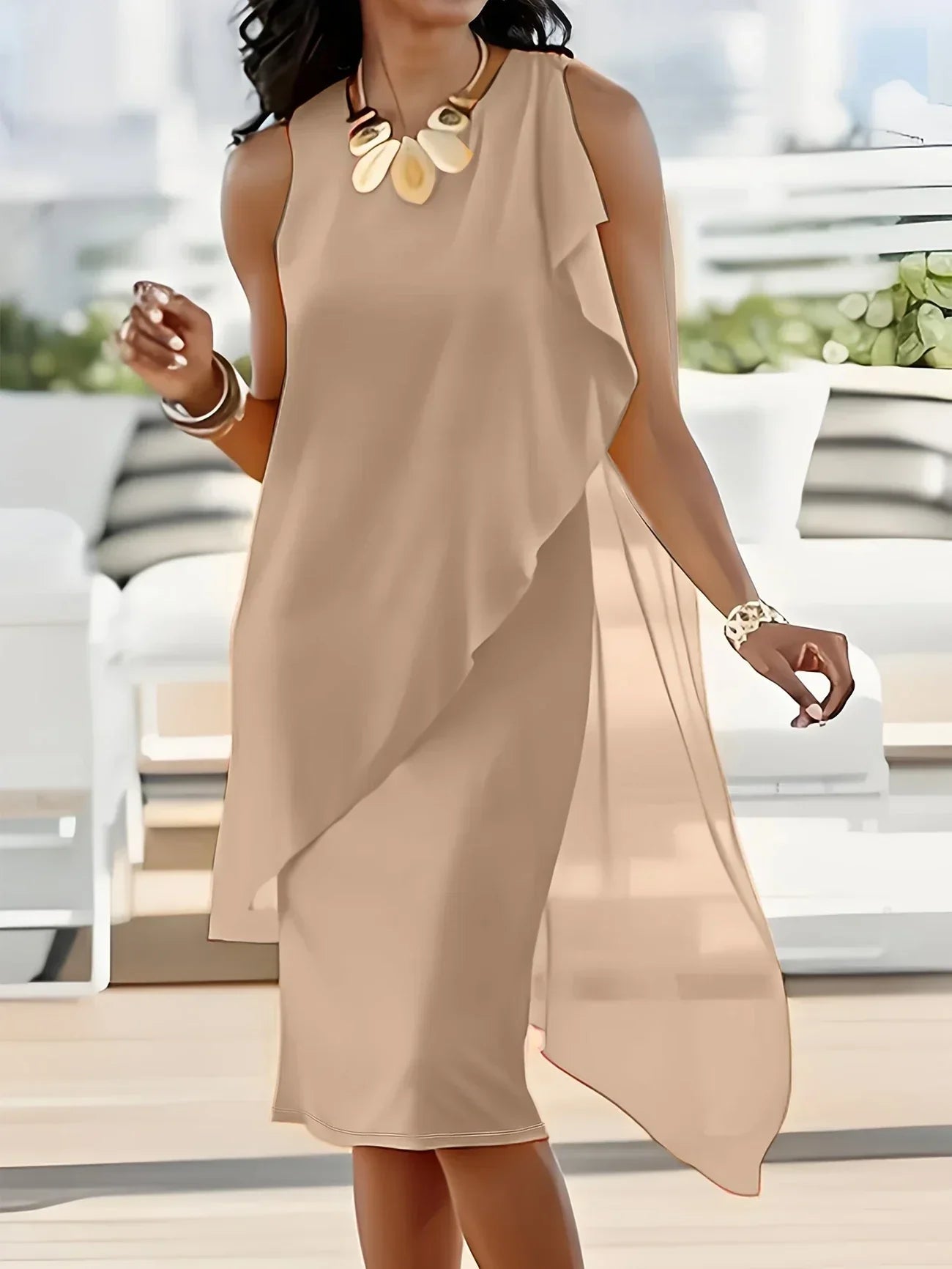 Murray - Modern Elegance Midi Dress