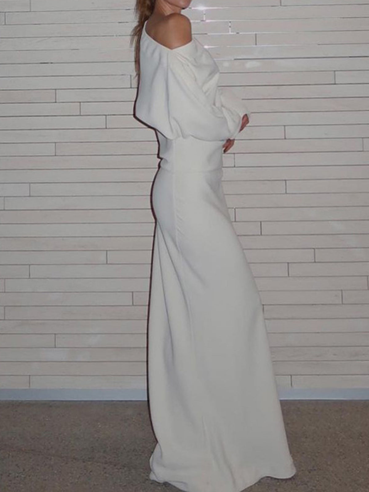 Asymmetrical Off Shoulder Long Sleeve Maxi Dress