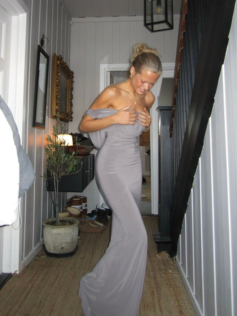 Emily | Backless Maxi Dress