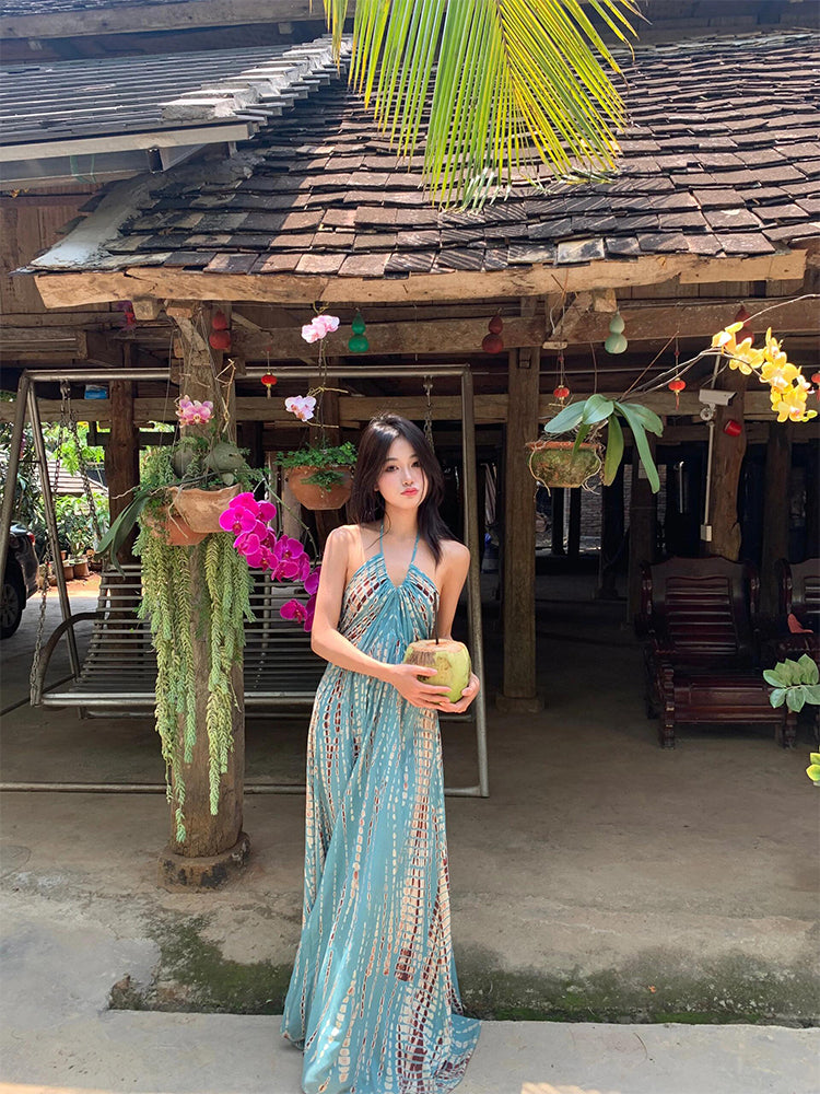 Halter Maxi Dress Open-back Beach Goddess Look