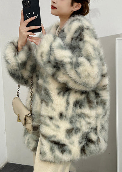 Boutique Green V Neck Print Leather and Fur Coats Winter Rd004