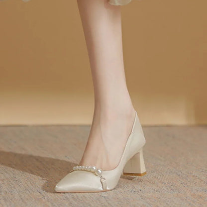 New Pearl Embellished Korean Highs Shal Mouth Thick Shoes Low Heel Pumps