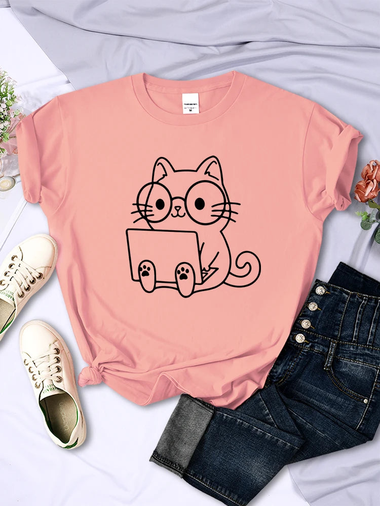 Careful Study of Work Cat Sketches T-shirt Personality Trend Tee Clothing Street Creative Tops Female Short Sleeve