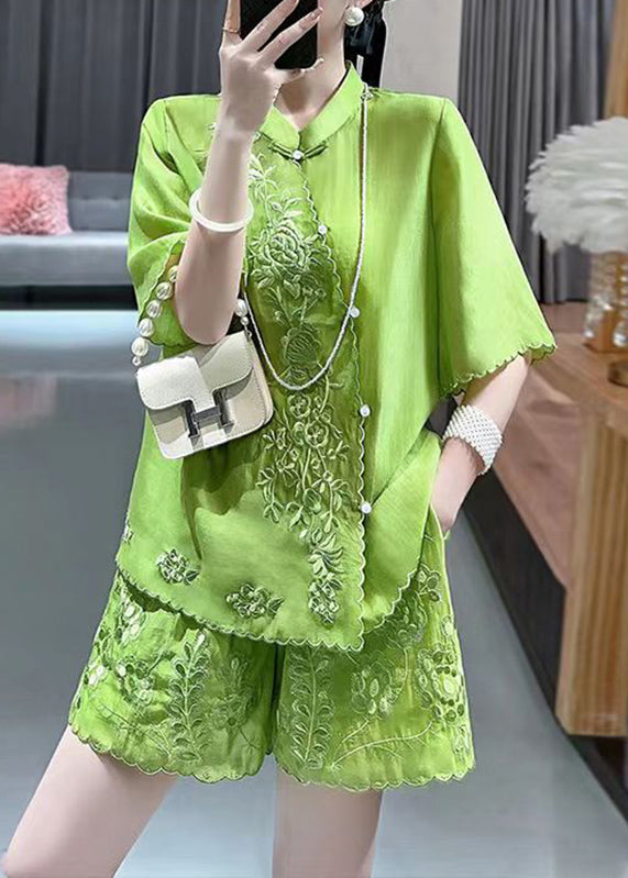 Chinese Style Green Stand Collar Embroidered Shirts and Shorts Two Piece Set Short Sleeve Vb1091