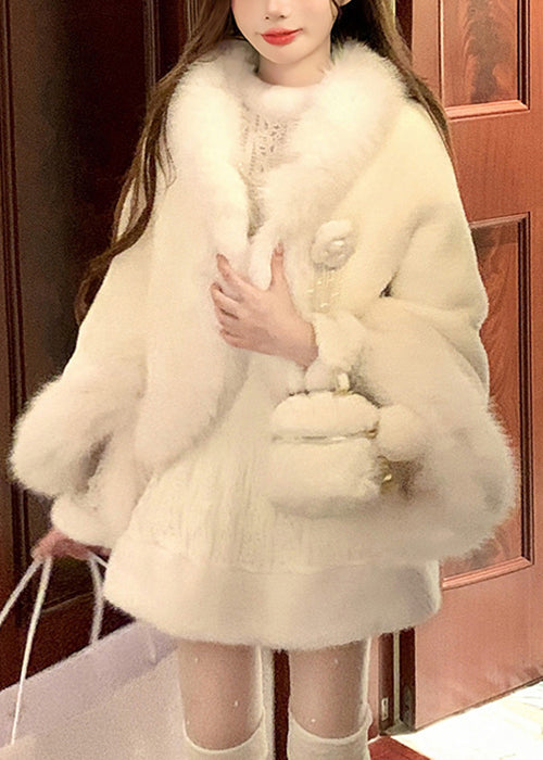 White Fur Collar Coat and Dress Fluffy Two Pieces Set Flare Sleeve Yw004