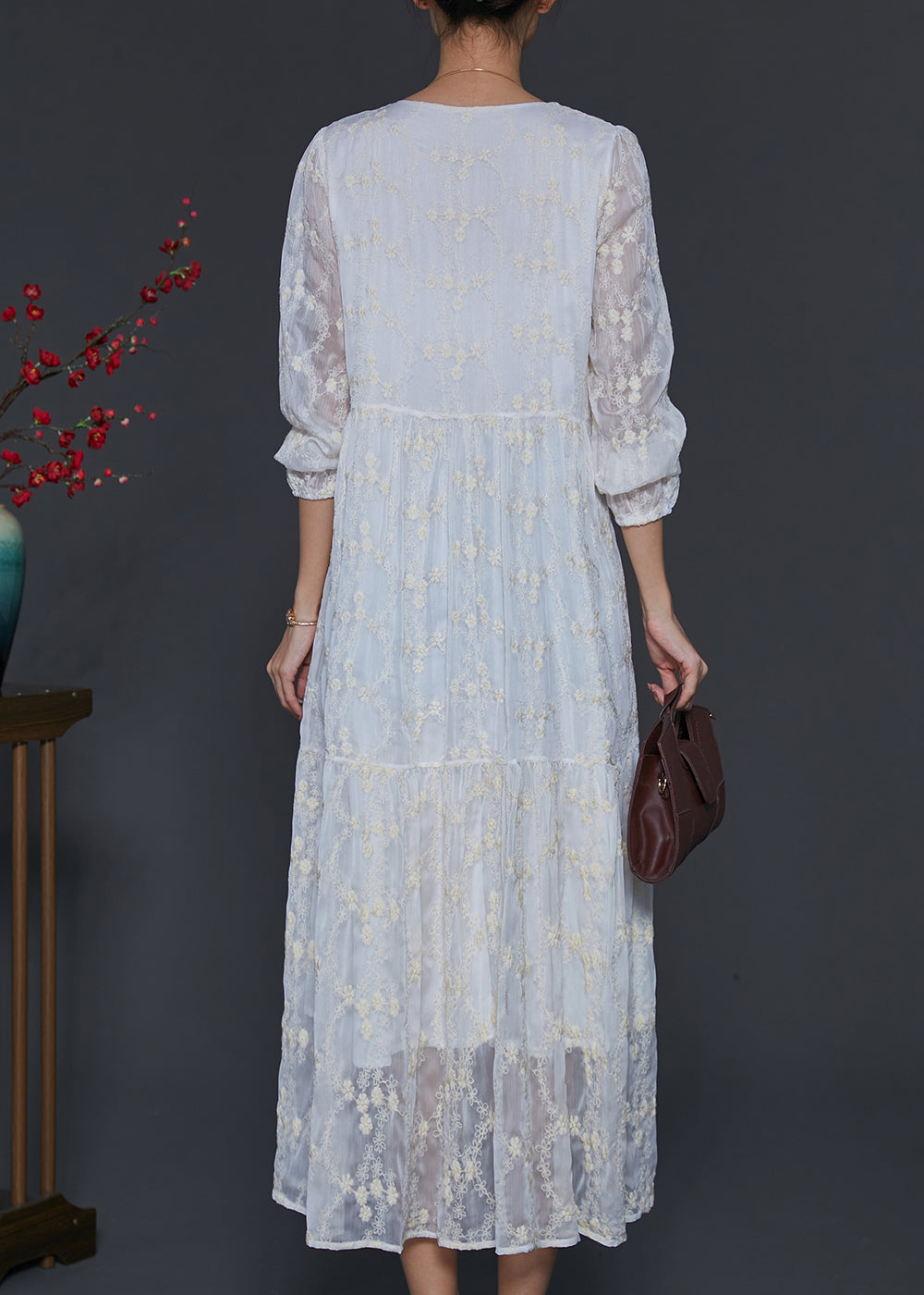 Fine White Square Colla Embroidered Silk Long Dress Spring Sd1105