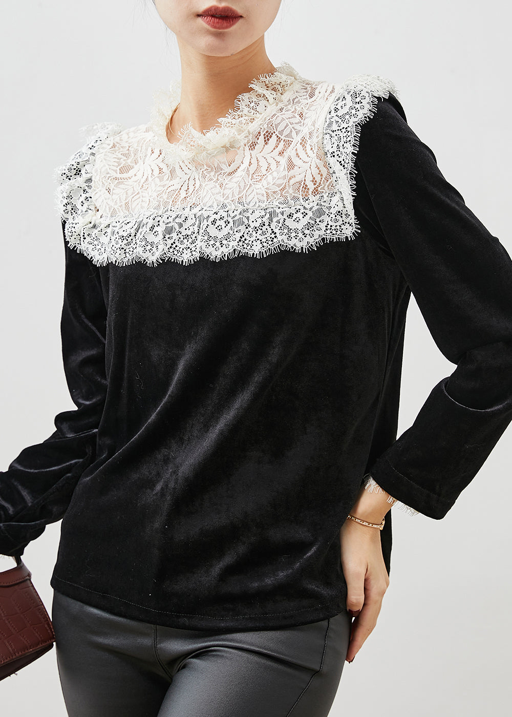Fitted Black Lace Patchwork Silm Fit Velour Blouses Spring Yu1057