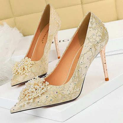 Shoes Pearl Flowers Woman Pumps Rhinestone High Heels New Luxurious Heels Stiletto Large Size Pumps