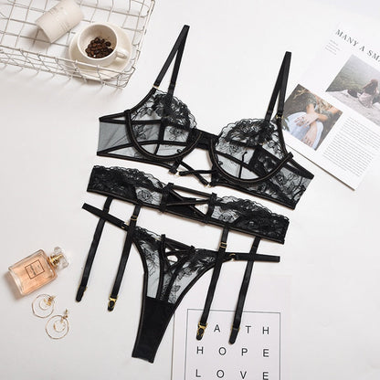 Sisi Bra & Panties Set