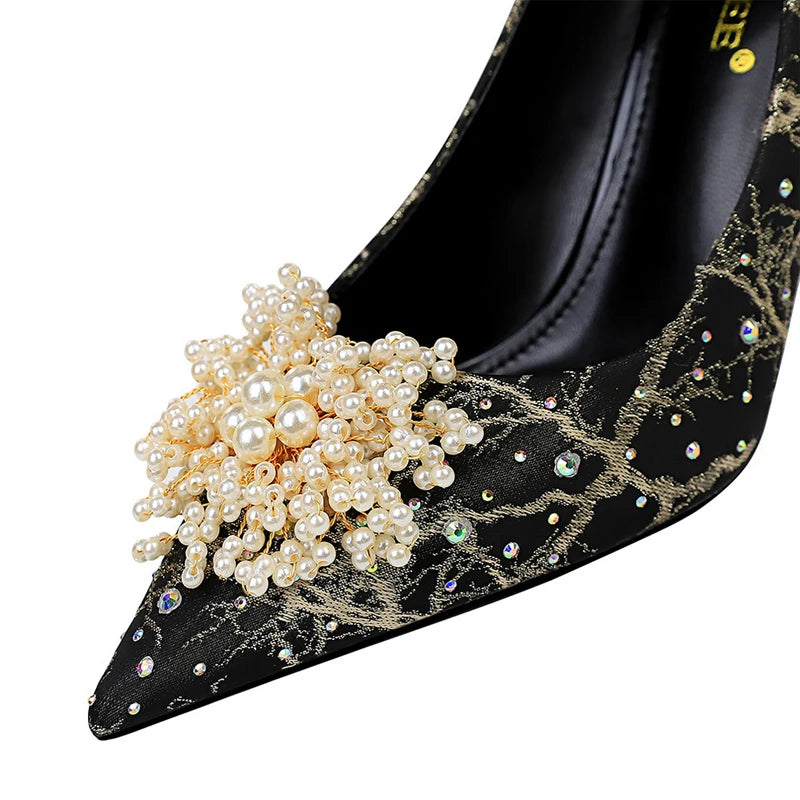 Shoes Pearl Flowers Woman Pumps Rhinestone High Heels New Luxurious Heels Stiletto Large Size Pumps
