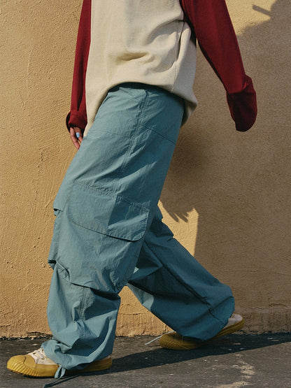Multiple Pocket Wide-leg Cargo Pants