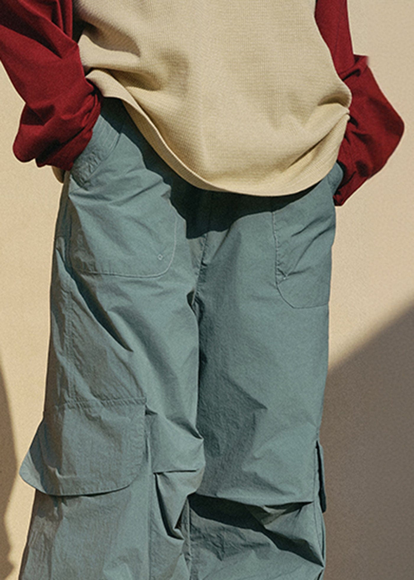 Multiple Pocket Wide-leg Cargo Pants