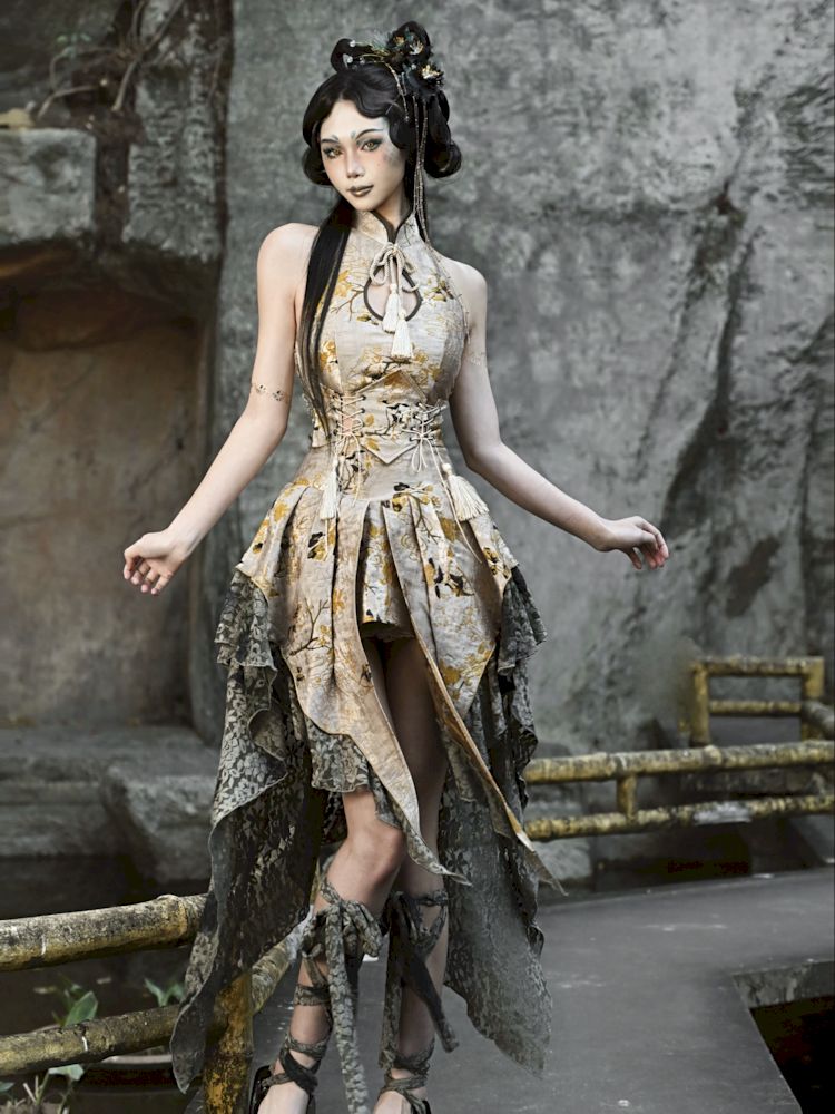 Victorian-inspired Multiple Tiers Asymmetrical Skirt
