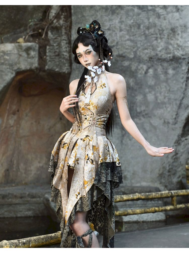 Victorian-inspired Multiple Tiers Asymmetrical Skirt