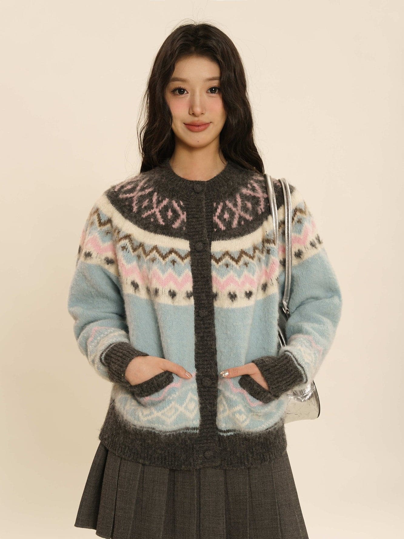 Knit Crew-neck Cardigan