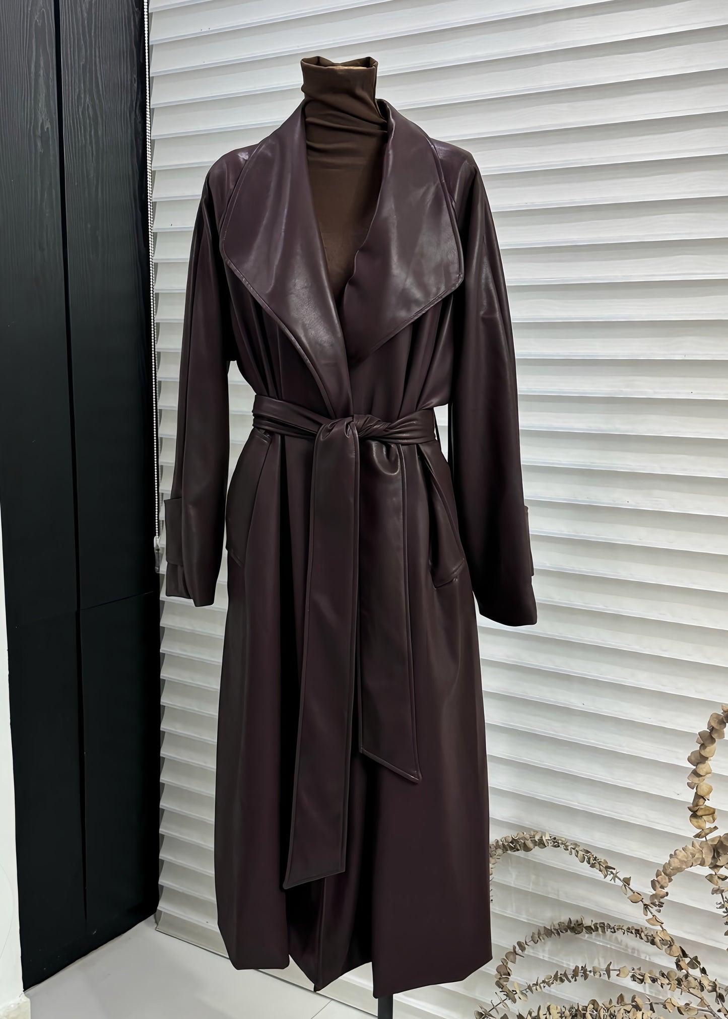 Italian Purple Red Peter Pan Collar Tie Waist Faux Leather Coats Winter Wl021