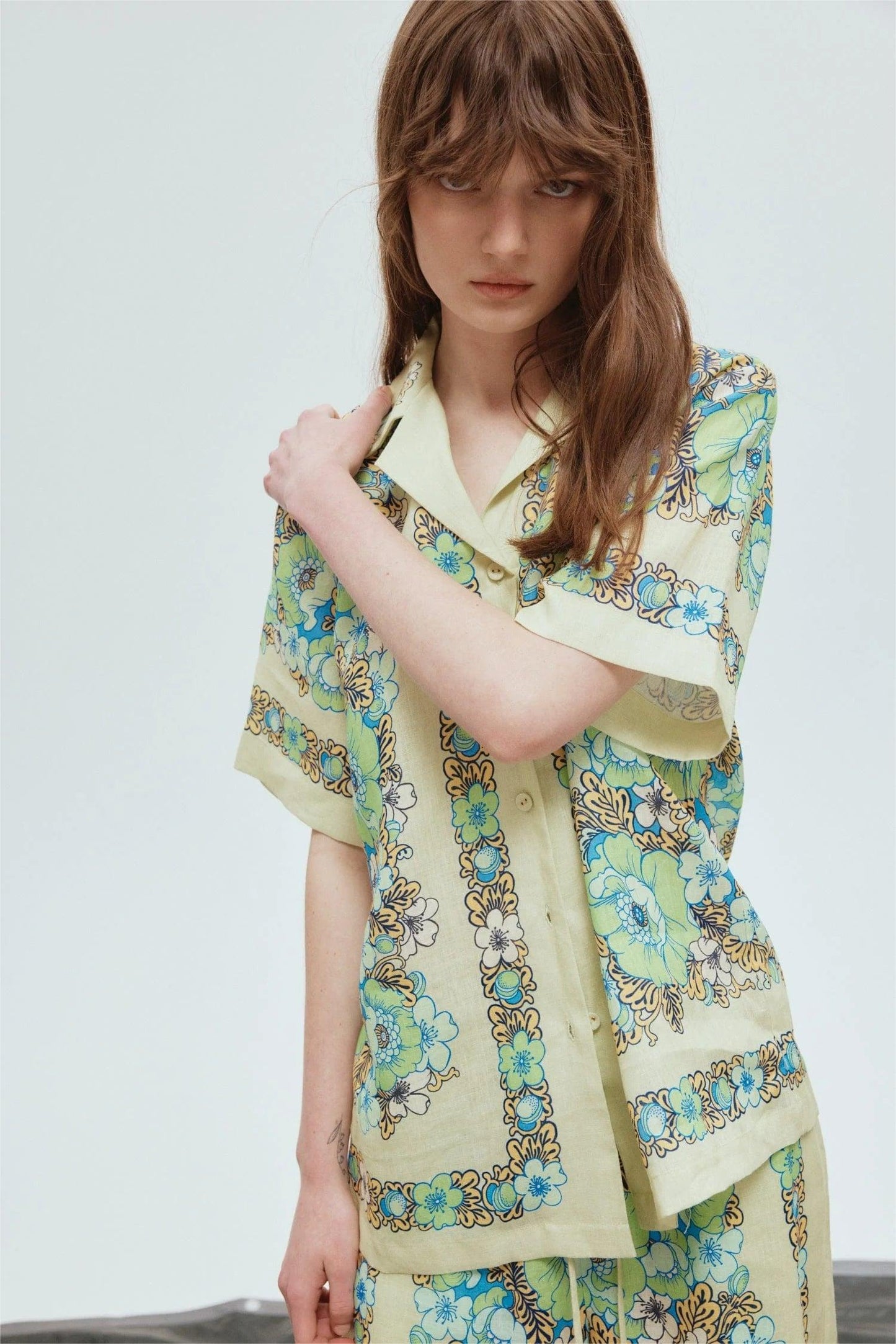 Shirt Collar Mid Sleeve Top & Hight Waist Wide-legged Pants Set