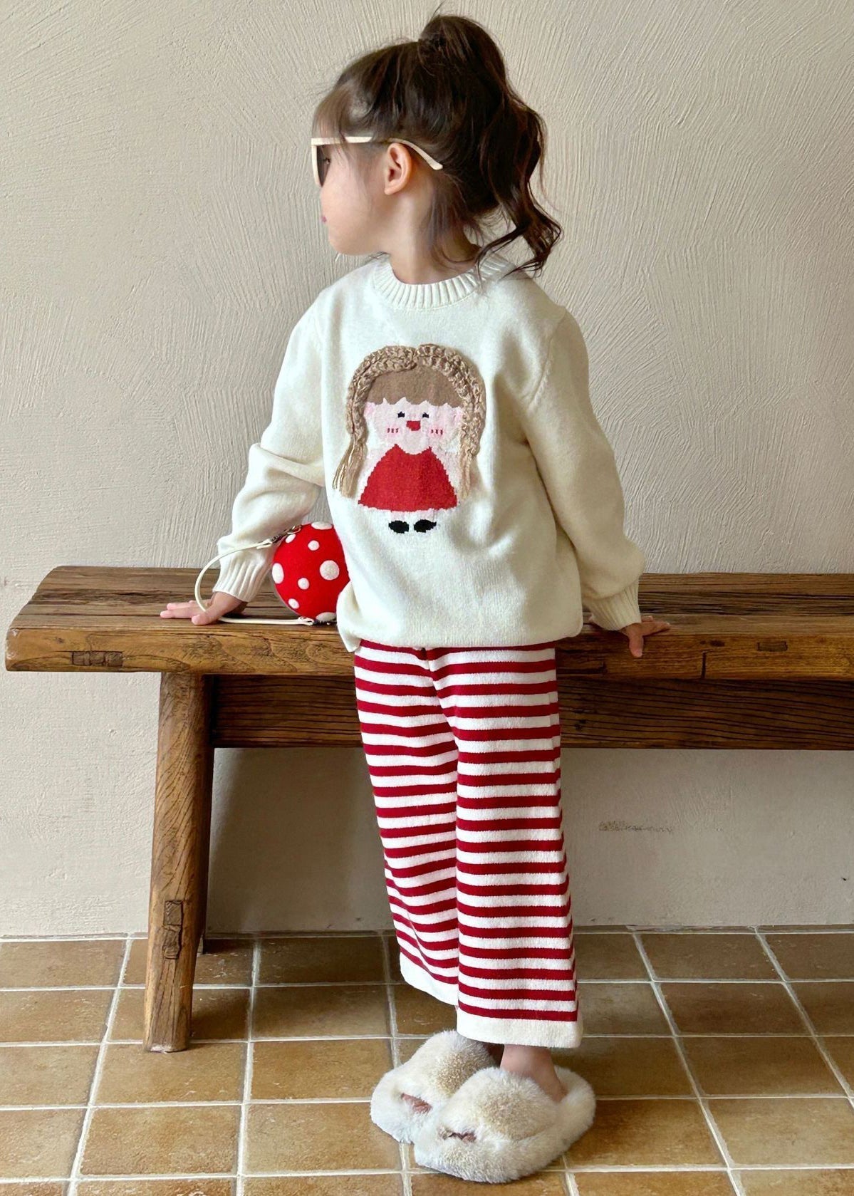 Beige O-neck Character Kids Cotton Knit Sweaters and Flare Trousers Two Pieces Set Spring Tr032