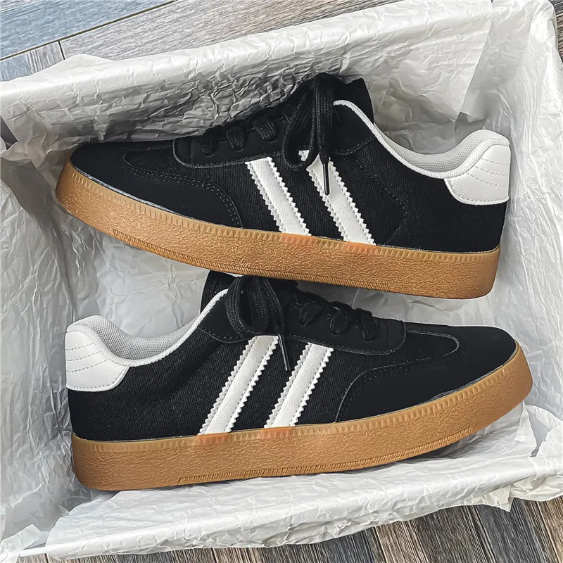Retro German Training Shoes Lace-up Lightweight Comfortable Sports Flat Shoes Skateboard Running Shoes