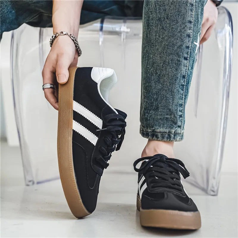 Retro German Training Shoes Lace-up Lightweight Comfortable Sports Flat Shoes Skateboard Running Shoes