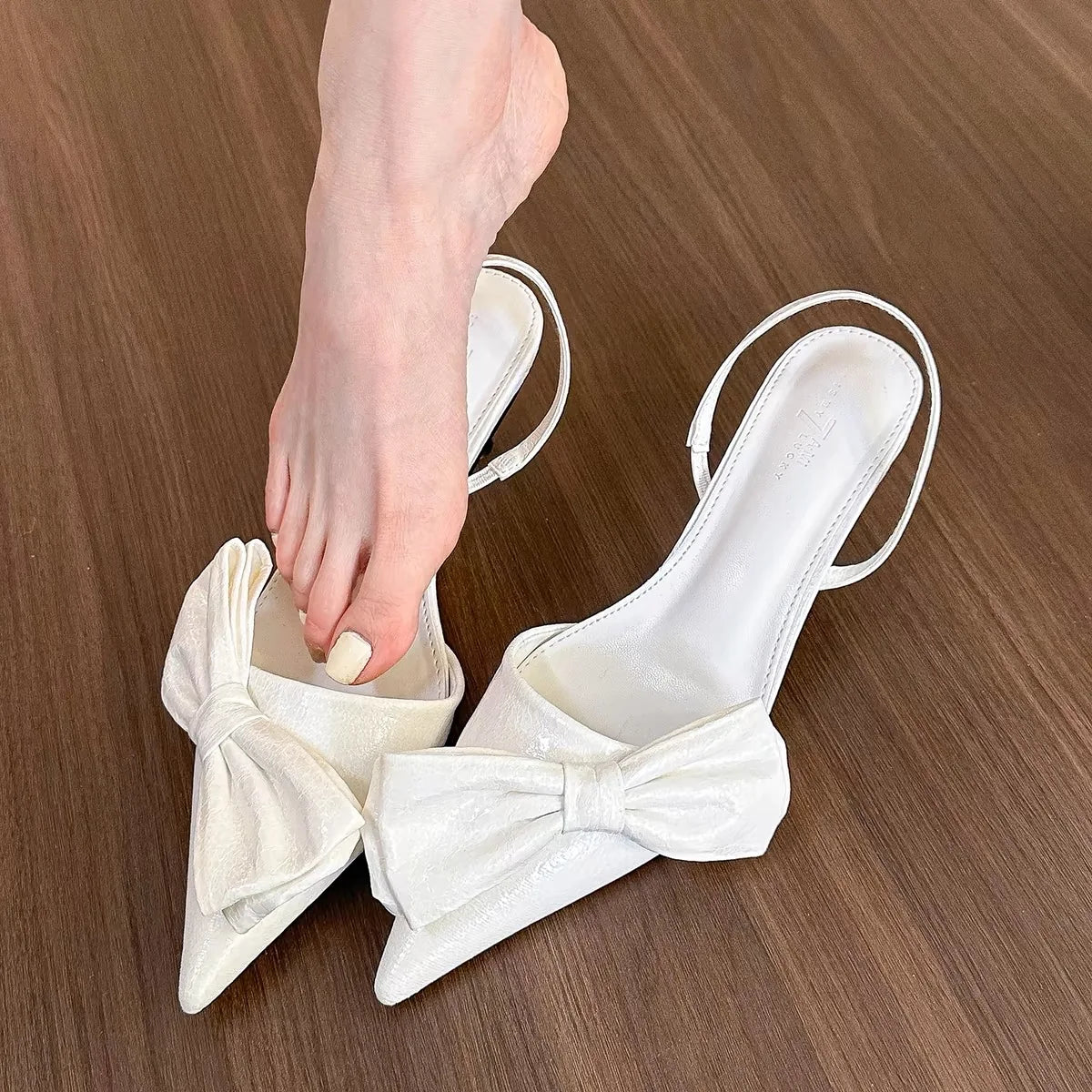 New Street Style Butterfly-knot Pointed Toe Thins Slingbacks Shoes Low Heel Pumps