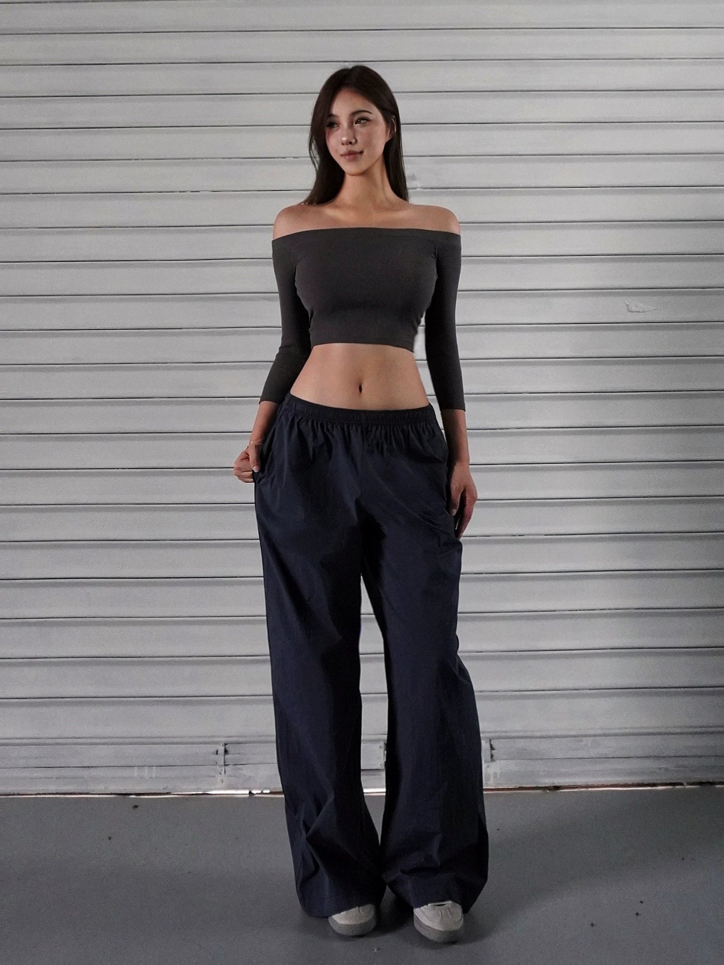 Low-rise Wide-leg Athletic Cargo Pants