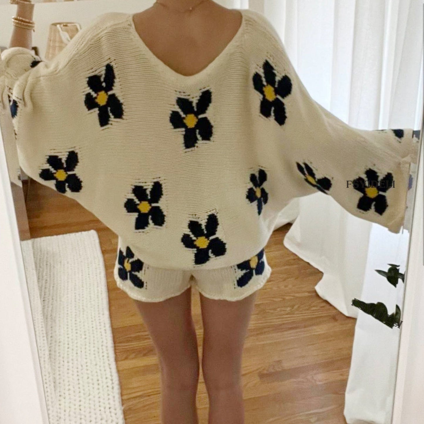 Clothing Print Long Sleeved Woolen Shorts Home Wear Two Piece