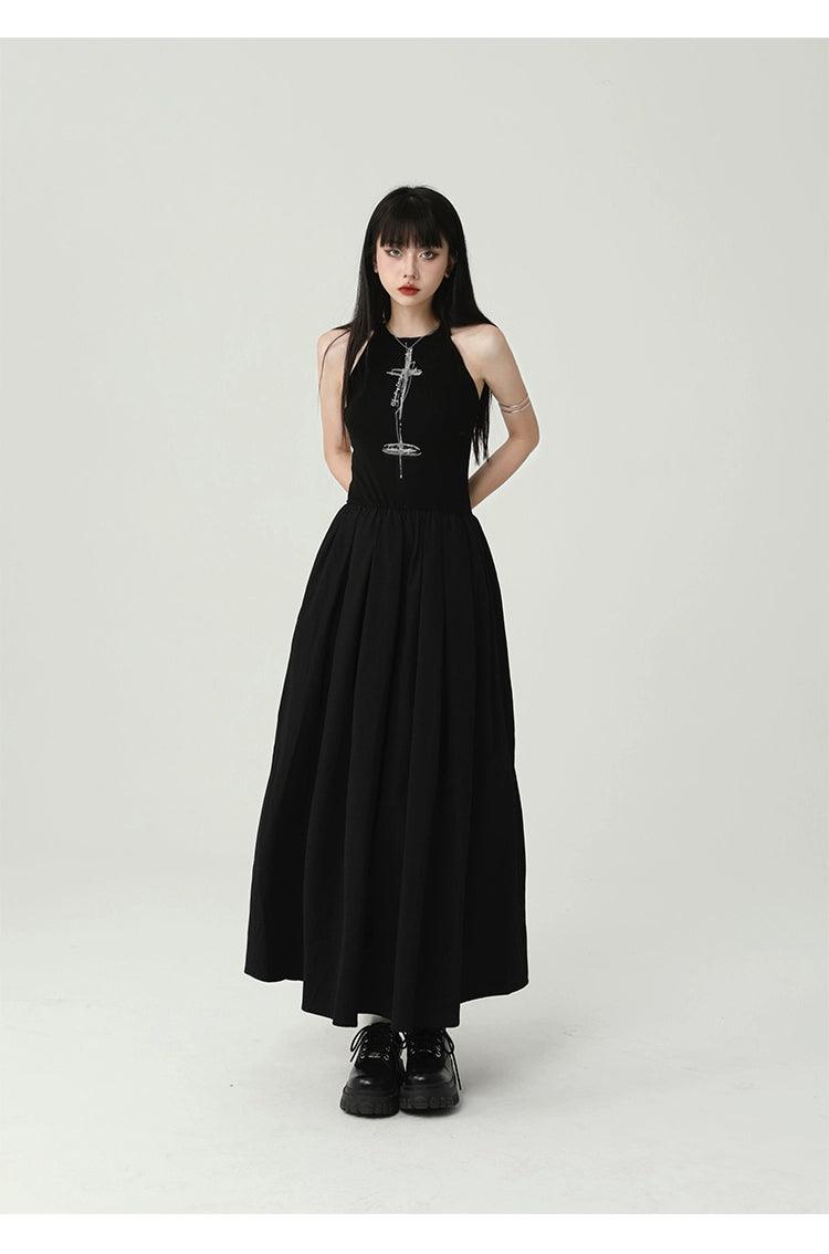 Ladyghost Gothic Sleeveless Maxi Dress - Black A-line Gown With Cross Pendant and Pentagram Belt