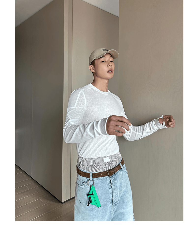 Weave Studio White Long Sleeve Slim Fit T-shirt - Lightweight Crew Neck Cotton Tee