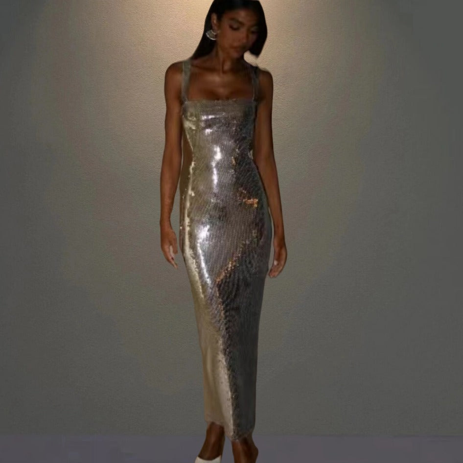 Elegantly Designed Garment