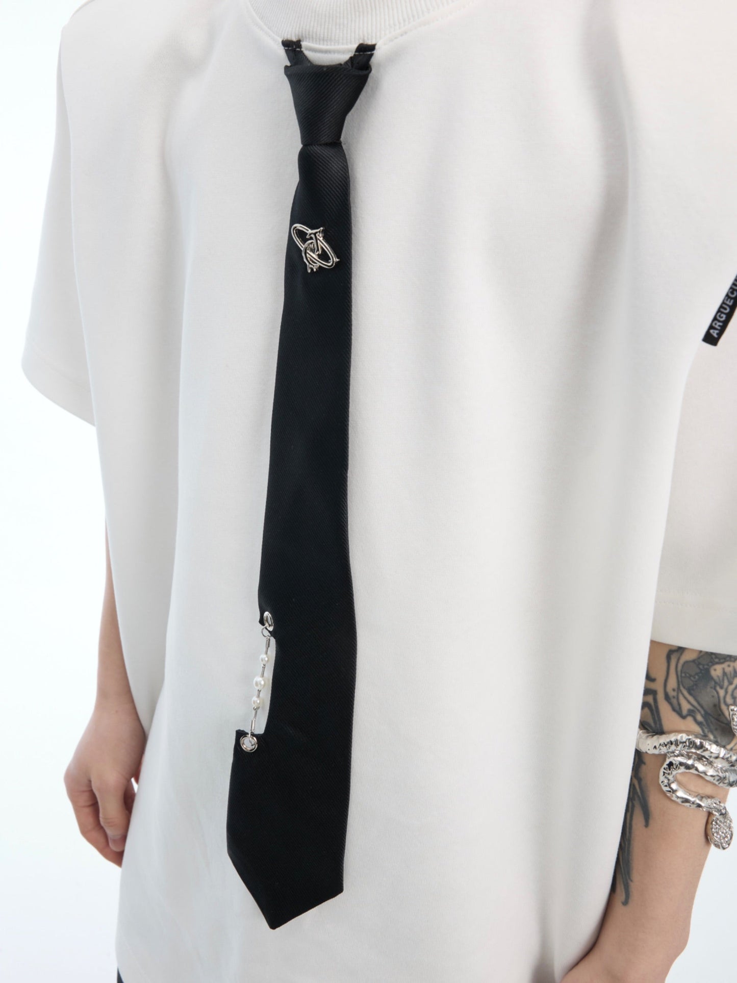 White Oversized T-shirt Black Tie