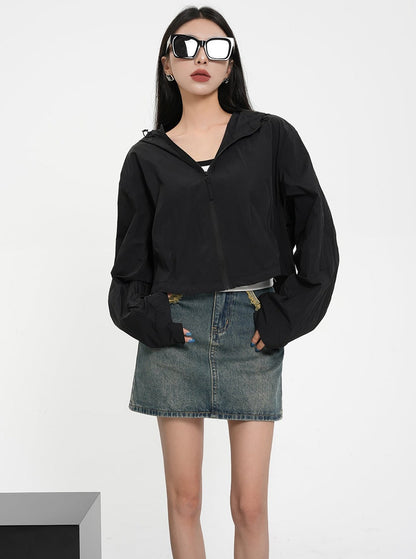 Textured Contrast Duo: Ivory Puff-sleeve Crop Blouse & Black Quilted Bomber Jacket Set