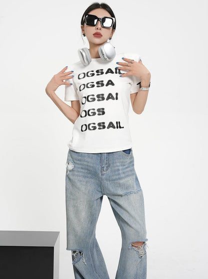 Graphic Logo Tee - Short Sleeve Crew Neck T-shirt