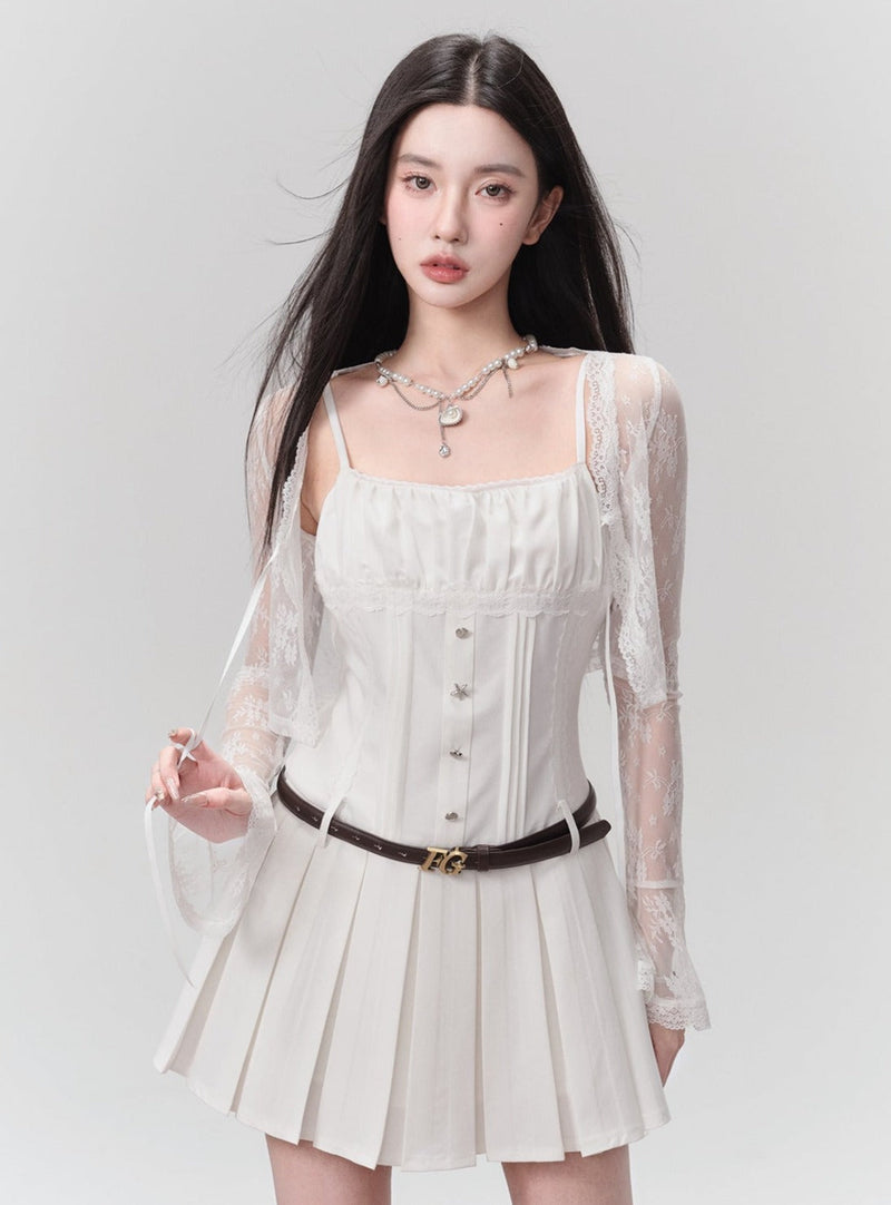 Romantic Lace Bolero With Bell Sleeves: Cropped Cardigan in White and Black