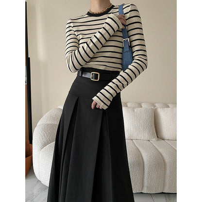 Sinanbo Daily Fashionable Walf Checks Fabric Black Edge Small Round Neck Striped T-shirt Bottoming Shirt