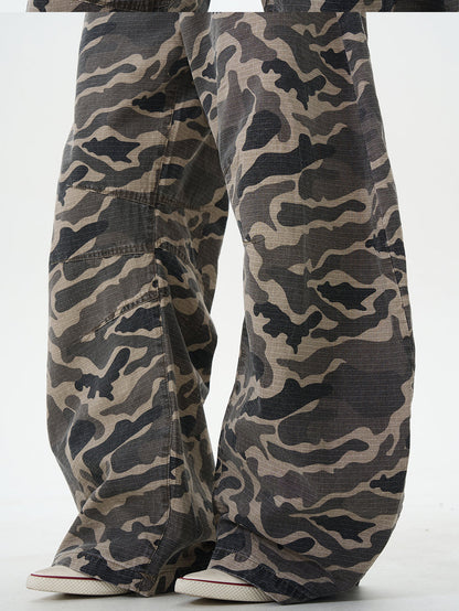 Wide Leg Camo Cargo Pants