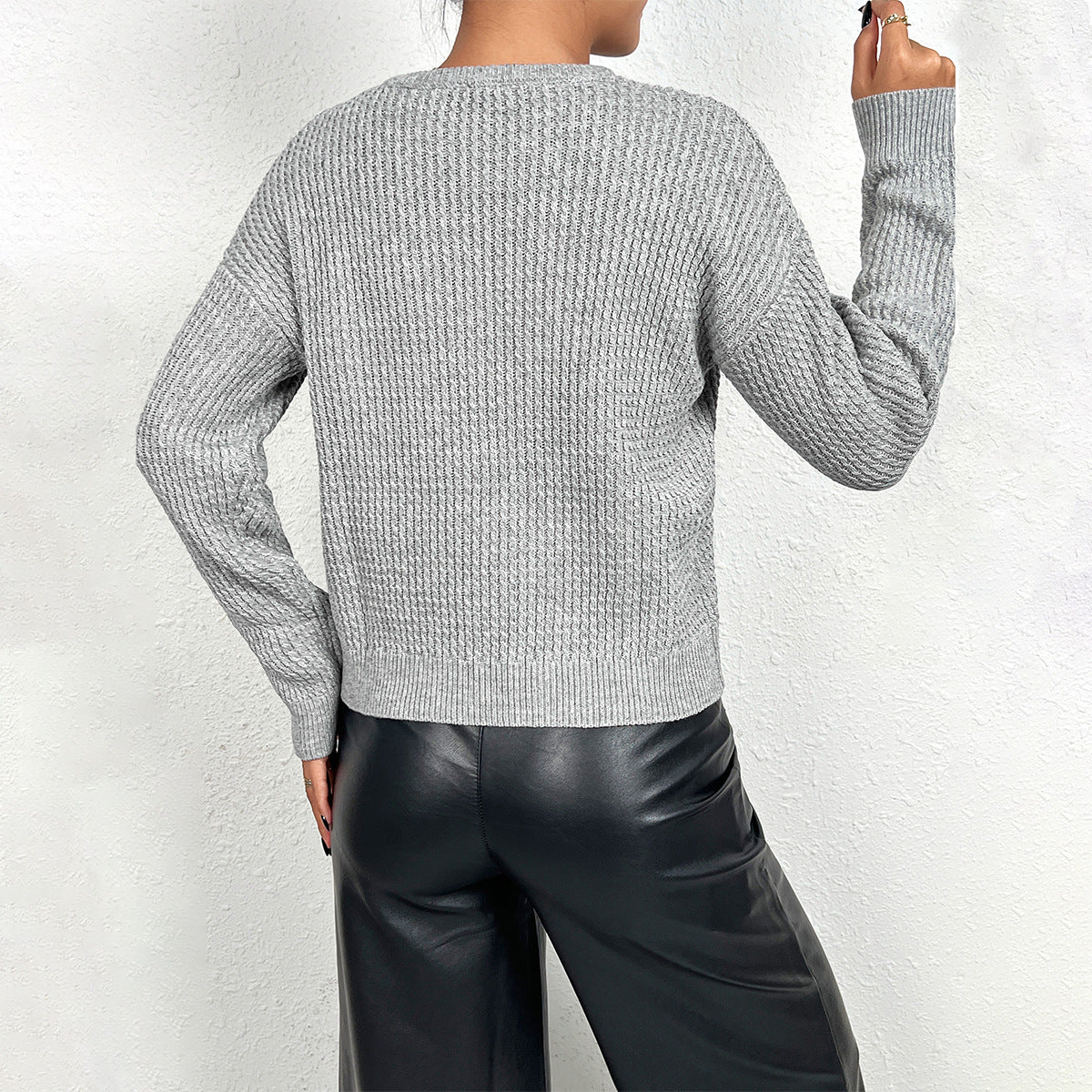 Timeless Vintage Style Pullover