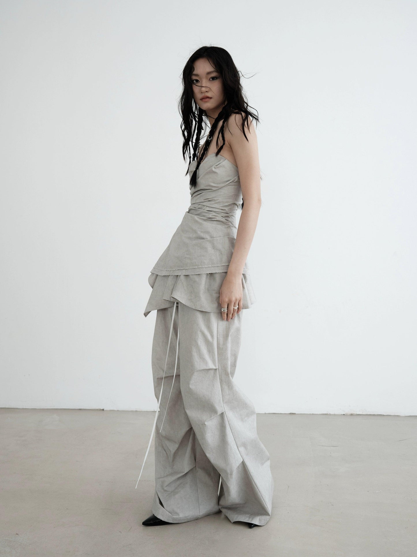Jnylon Studio Strapless Draped Mini Dress - Light Gray Ruched Bodycon With Asymmetric Hem