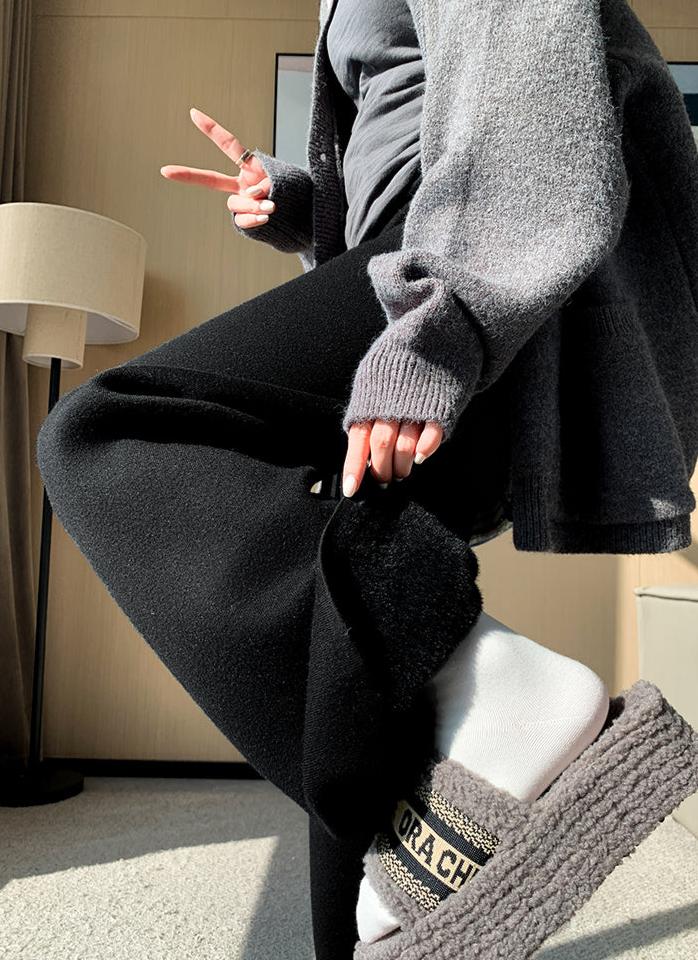 Riley Plush-lined Pants