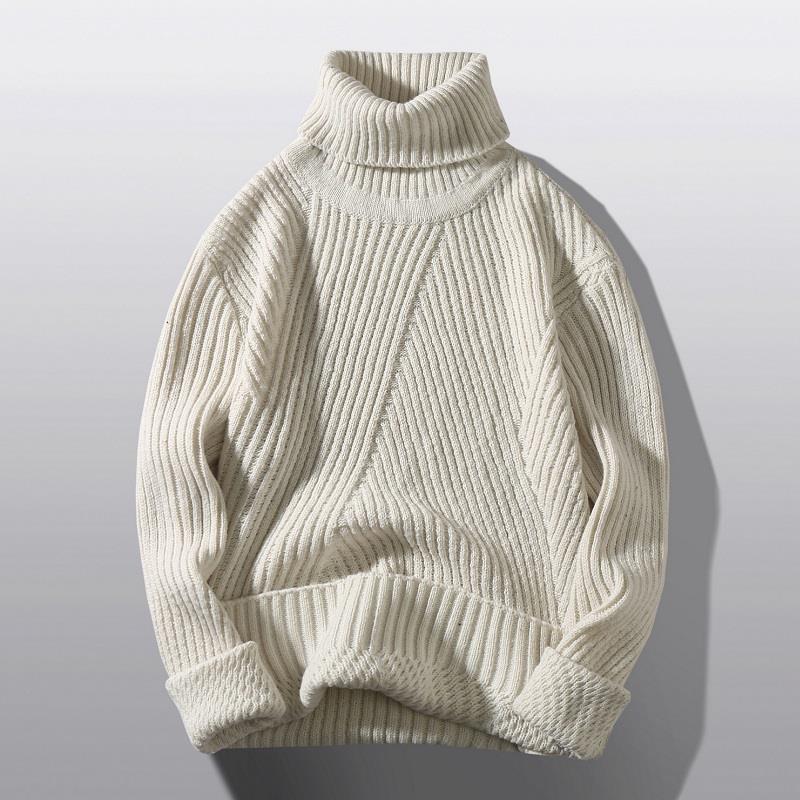 Elegantly Designed Pullover