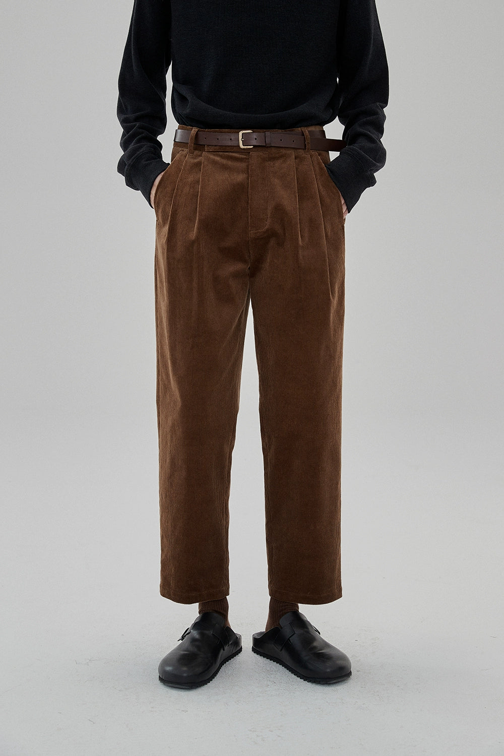 Wide Waist Tab Double-pleated Relaxed Cropped Pants