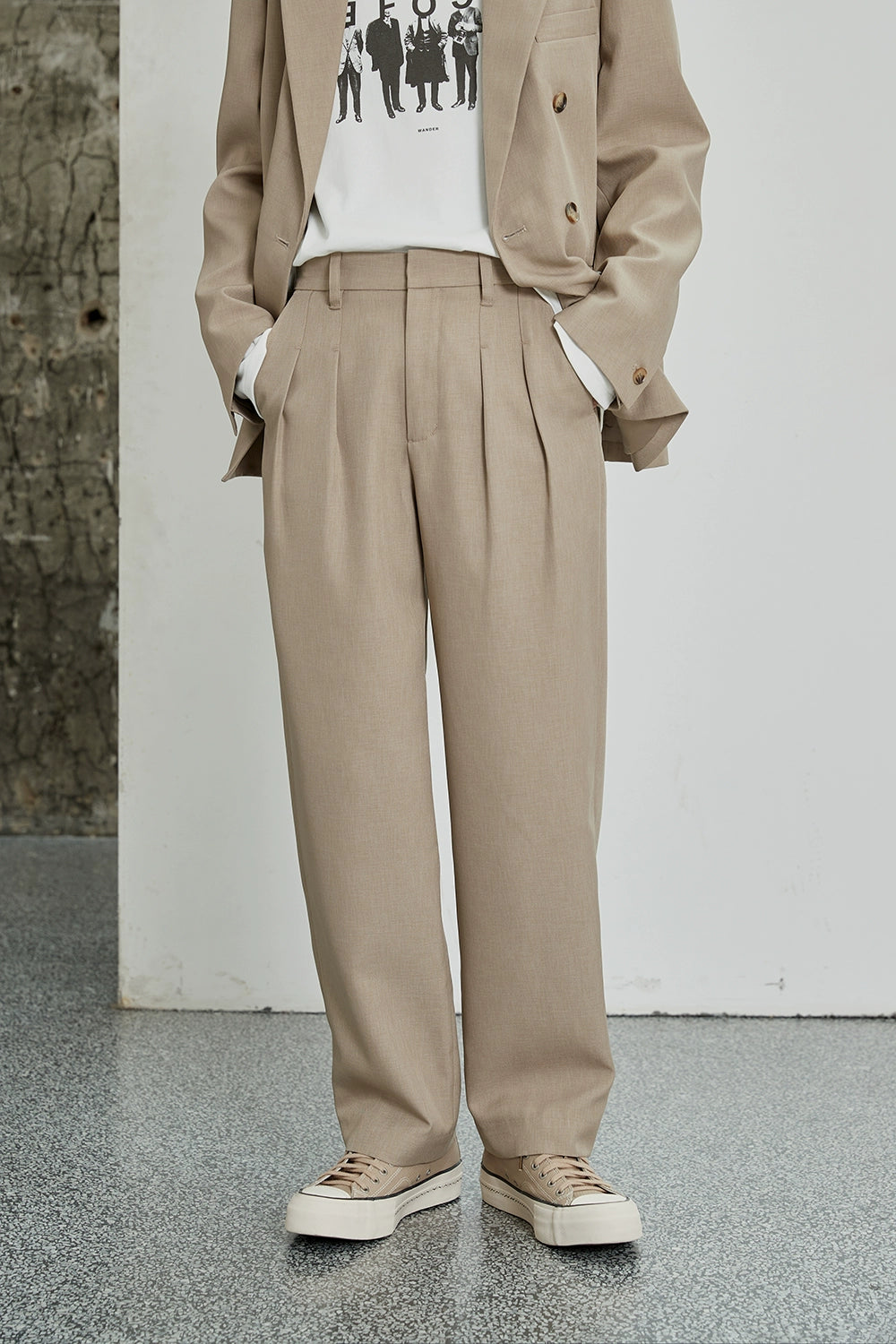 Classic Double-pleated Dress Pants