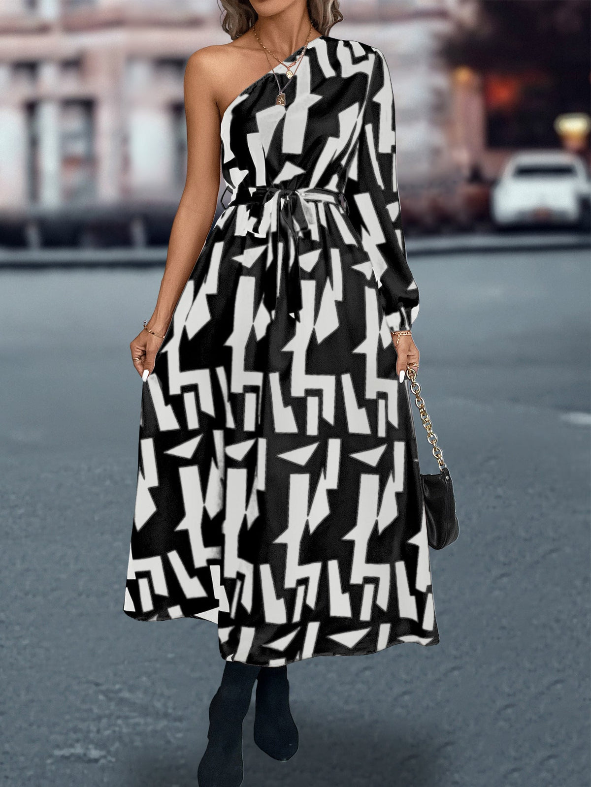 Elegantly Designed Garment
